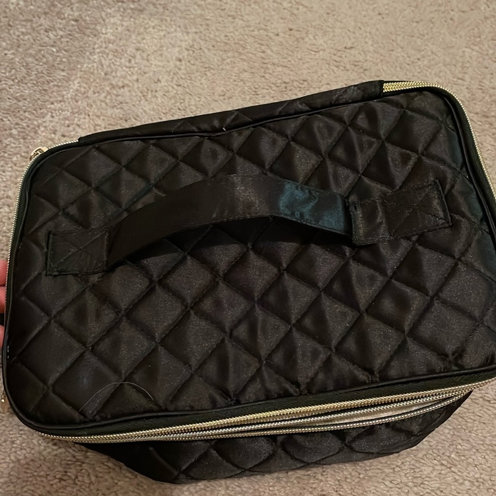 Makeup bag